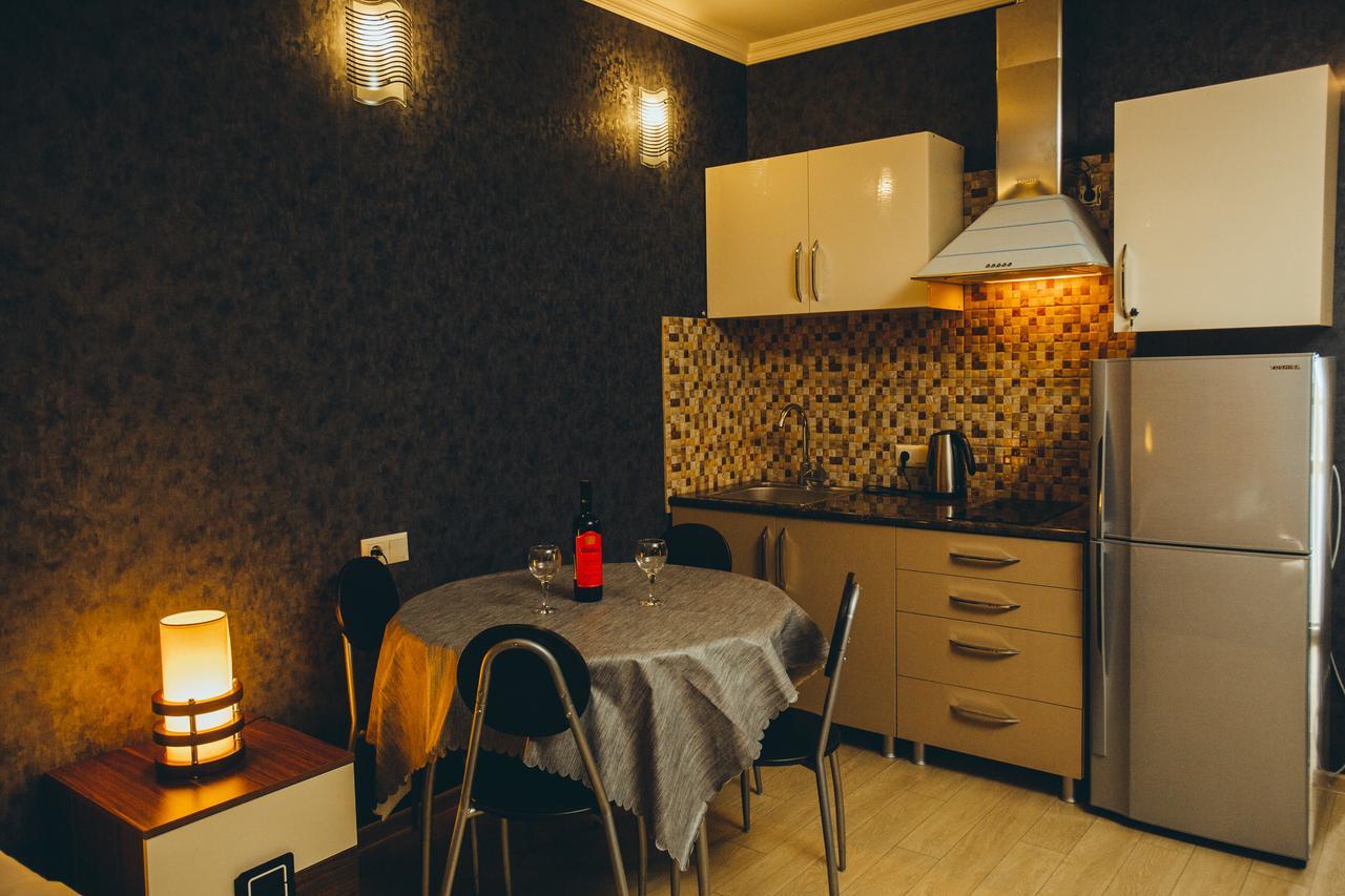 Sea Towers Suite Batumi Bagian luar foto